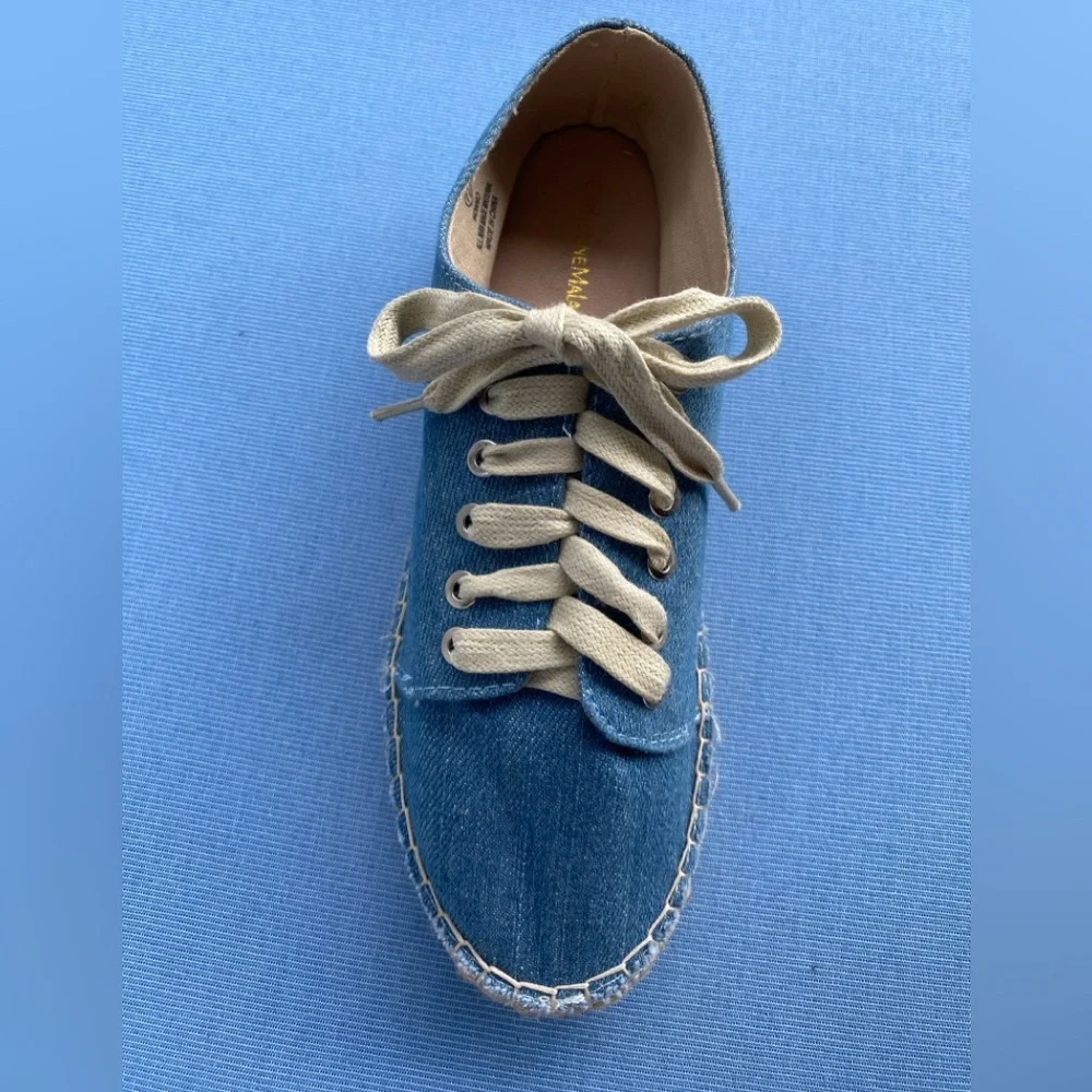 Catherine Malandrino Light Blue Denim Lace Up Espadrille Sneakers  size 7 1/2